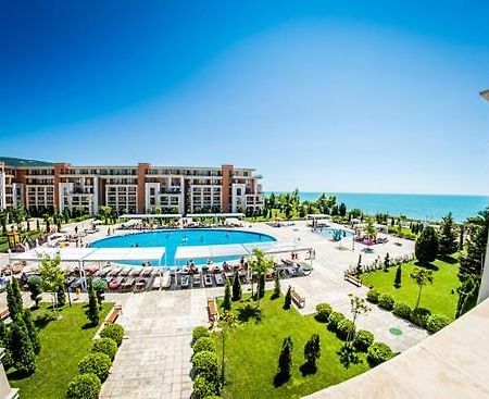 Prestige Fort Beach - Premium Apartments Sveti Vlas Bagian luar foto